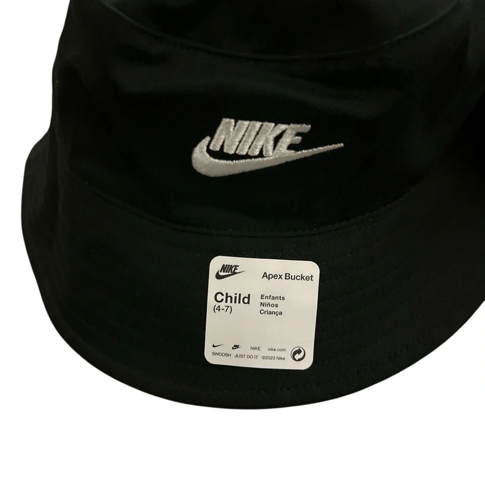 Nike youth  Black Bucket Hat New